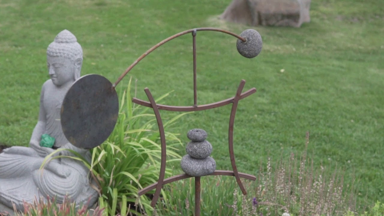 what to look for in quality metal garden art